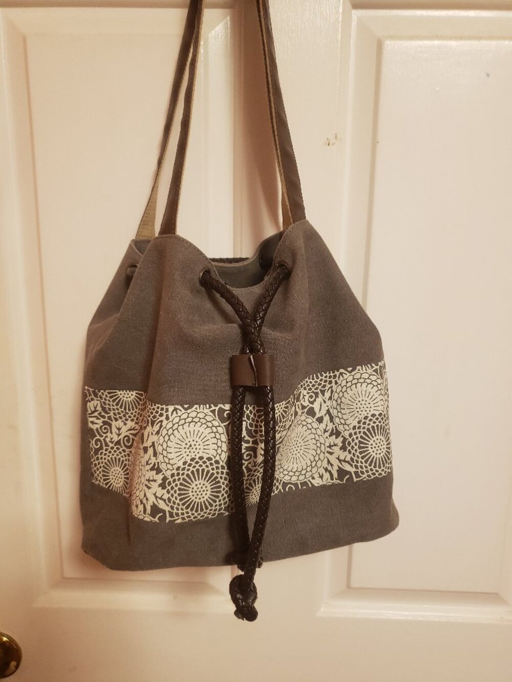 Retro Style drawstring should bag.